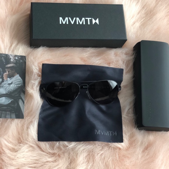 MVMT Accessories - MVMT brand new black aviator glasses
